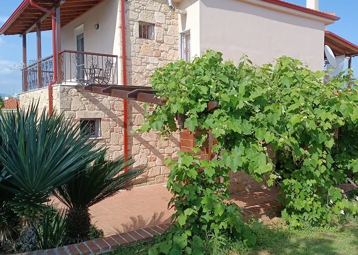 Σπίτι διακοπών Naturstein-mediterranhaus Mit Gartenblick Φλογητά